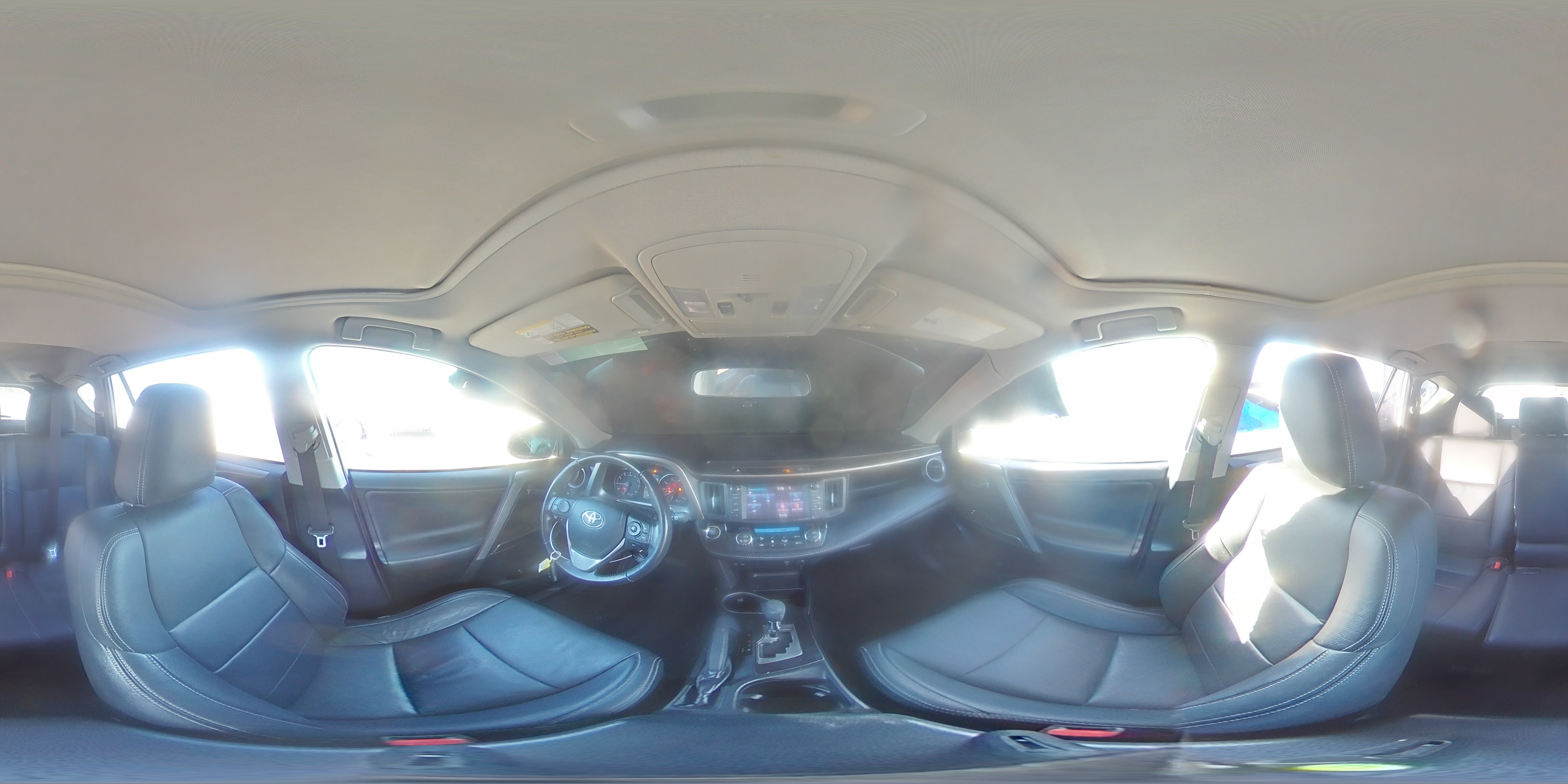 2017 Toyota RAV 4 - Image 16