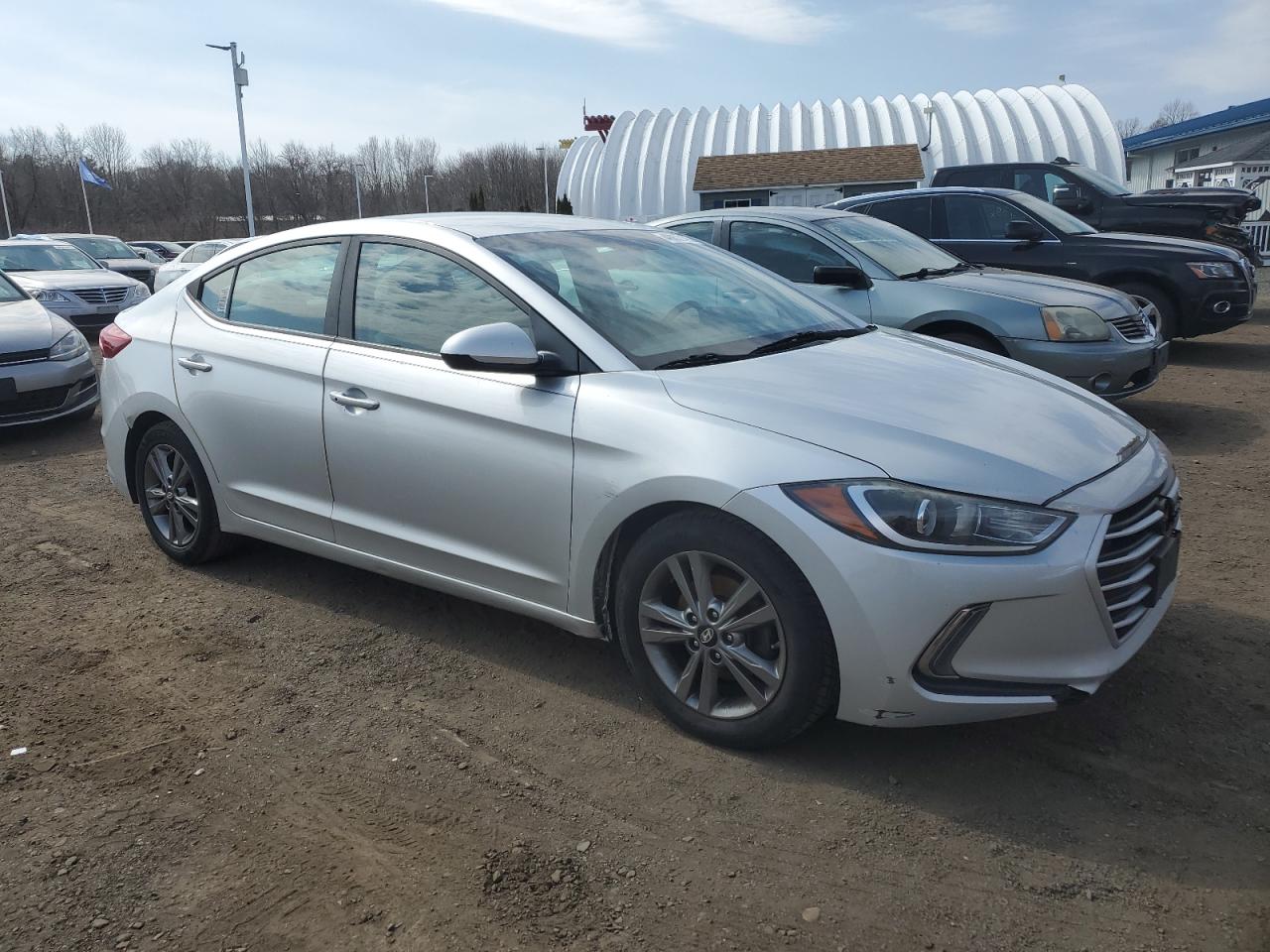 2017 Hyundai Elantra - Image 4