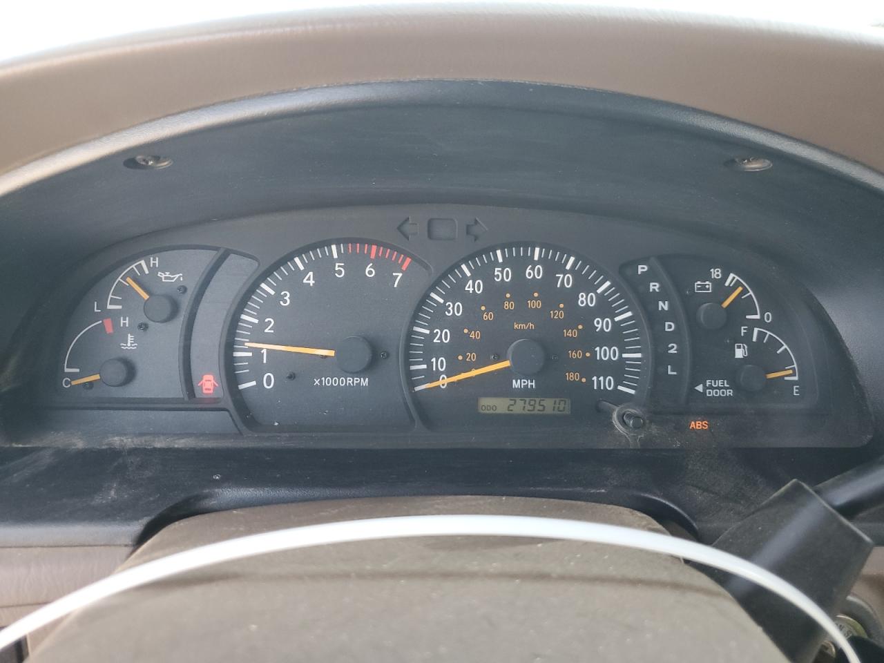 2004 Toyota Tundra - Image 9