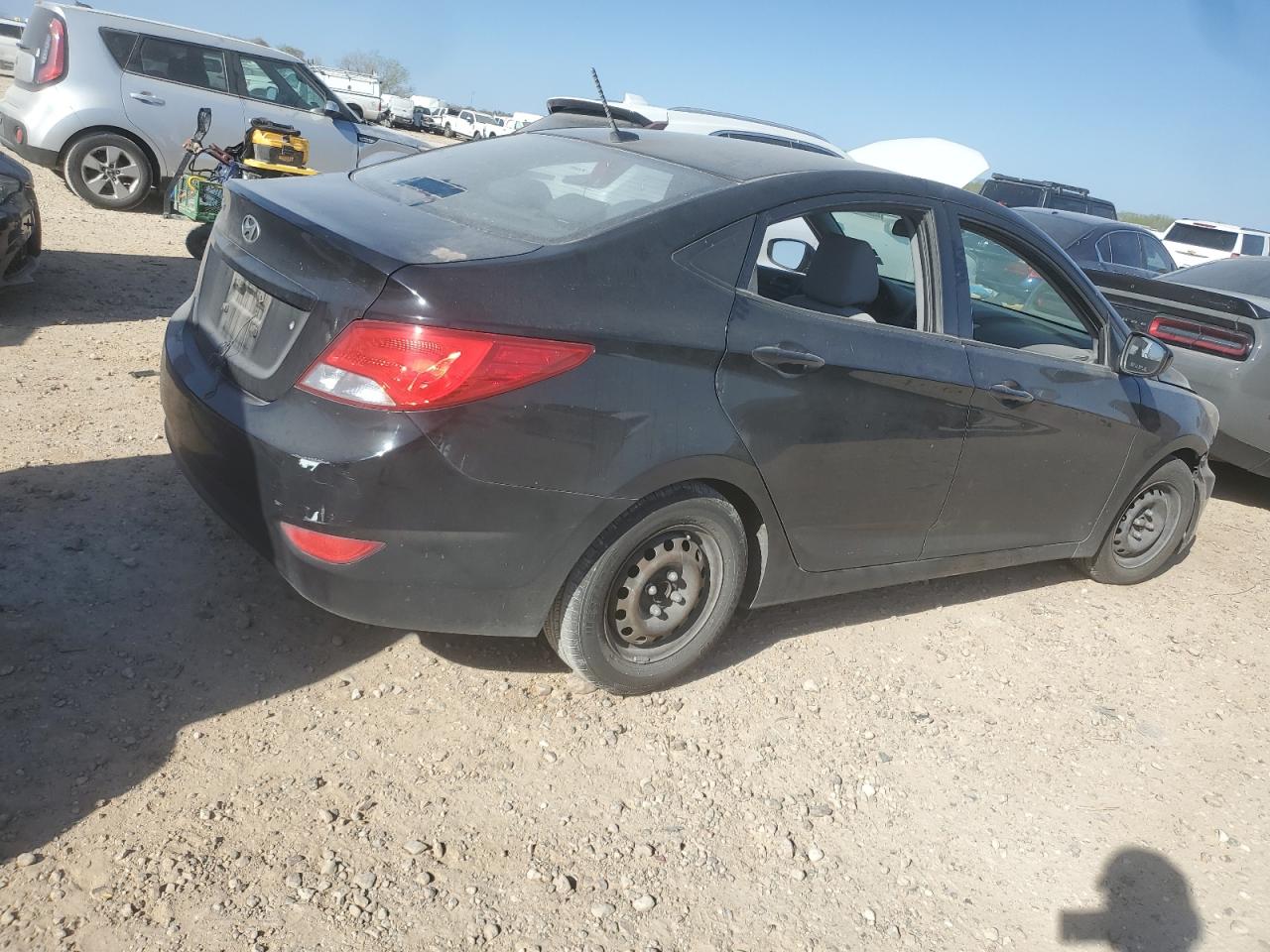 2016 Hyundai Accent - Image 3
