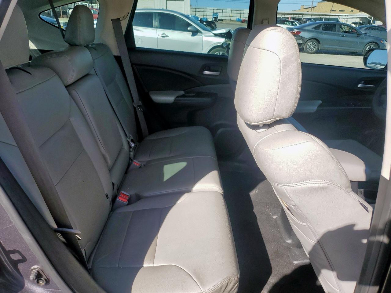 2015 Honda CR-V - Image 12