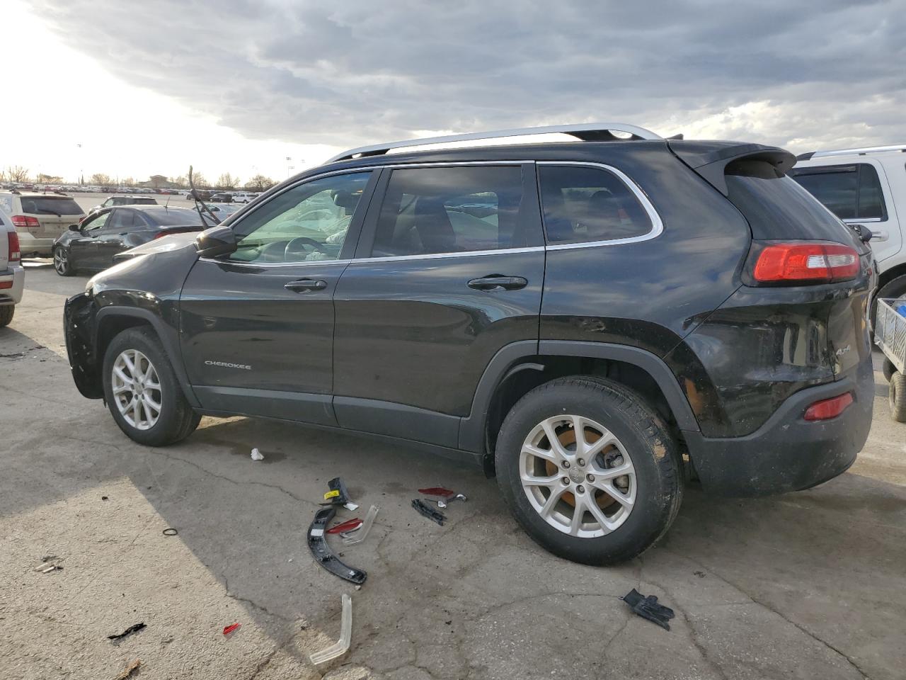 2016 Jeep Grand Cherokee - Image 2