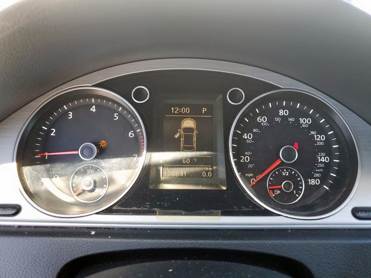 2014 Volkswagen Passat CC - Image 9