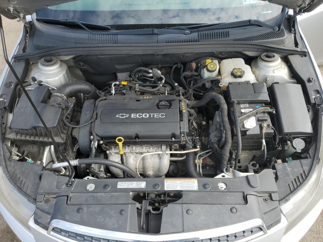 2012 Chevrolet Cruze - Image 13