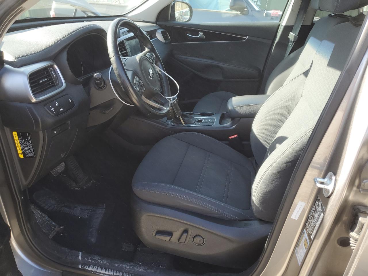 2017 Kia Sorento - Image 7