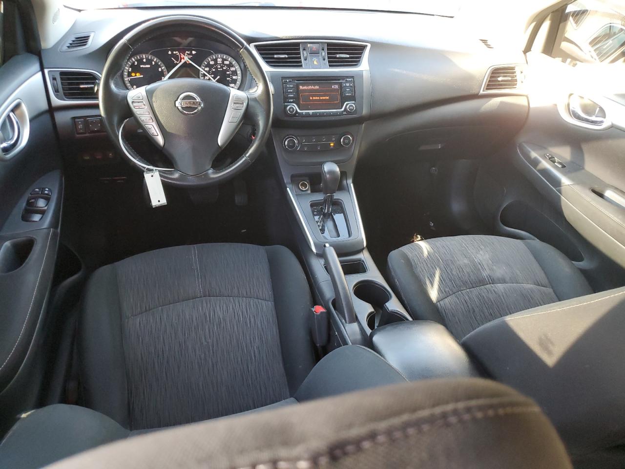 2015 Nissan Sentra - Image 8