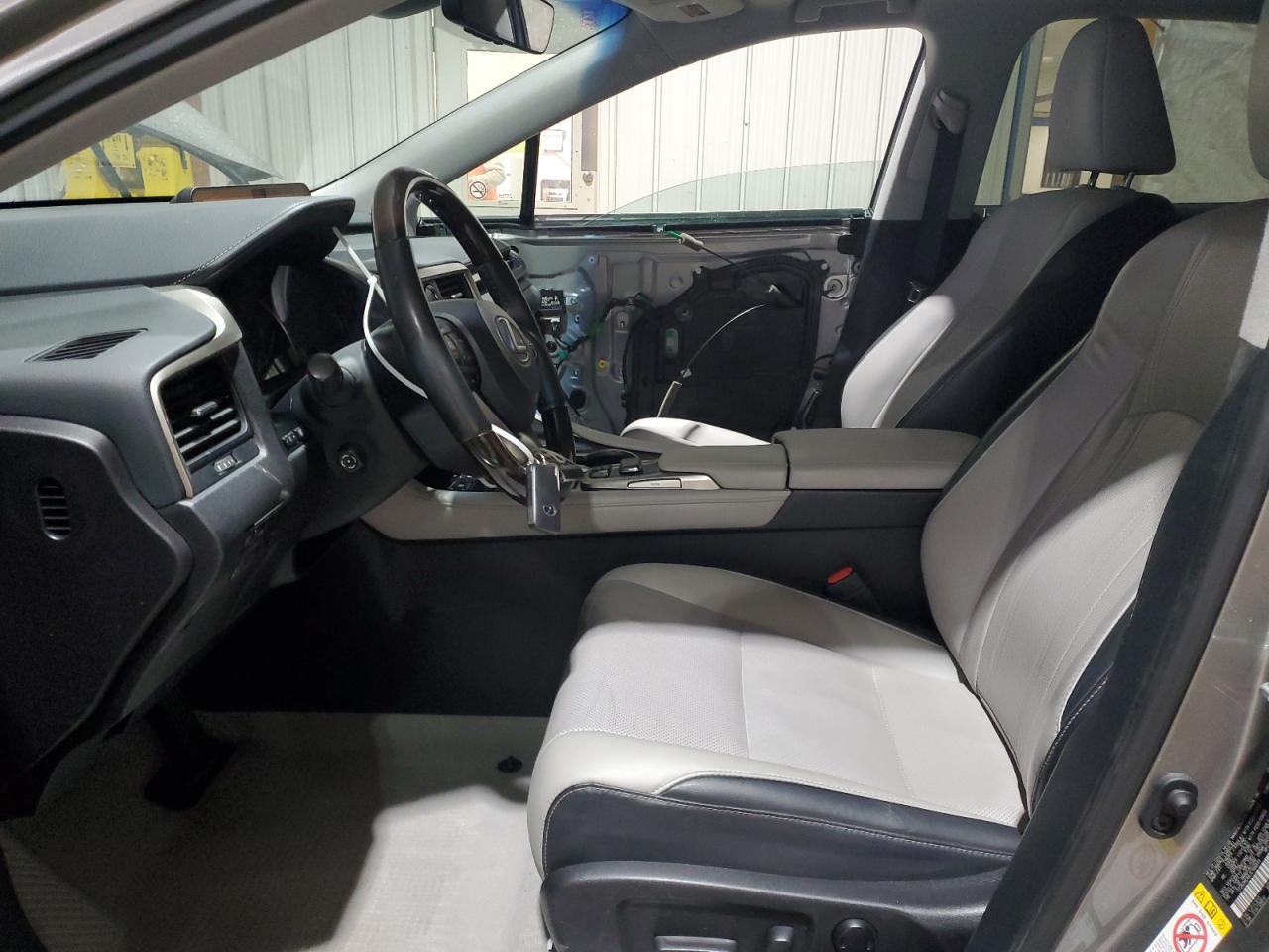 2018 Lexus RX - Image 7