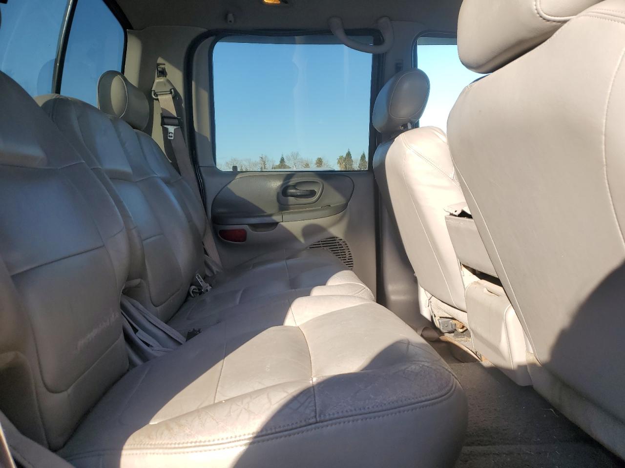 2001 Ford F-150 - Image 10