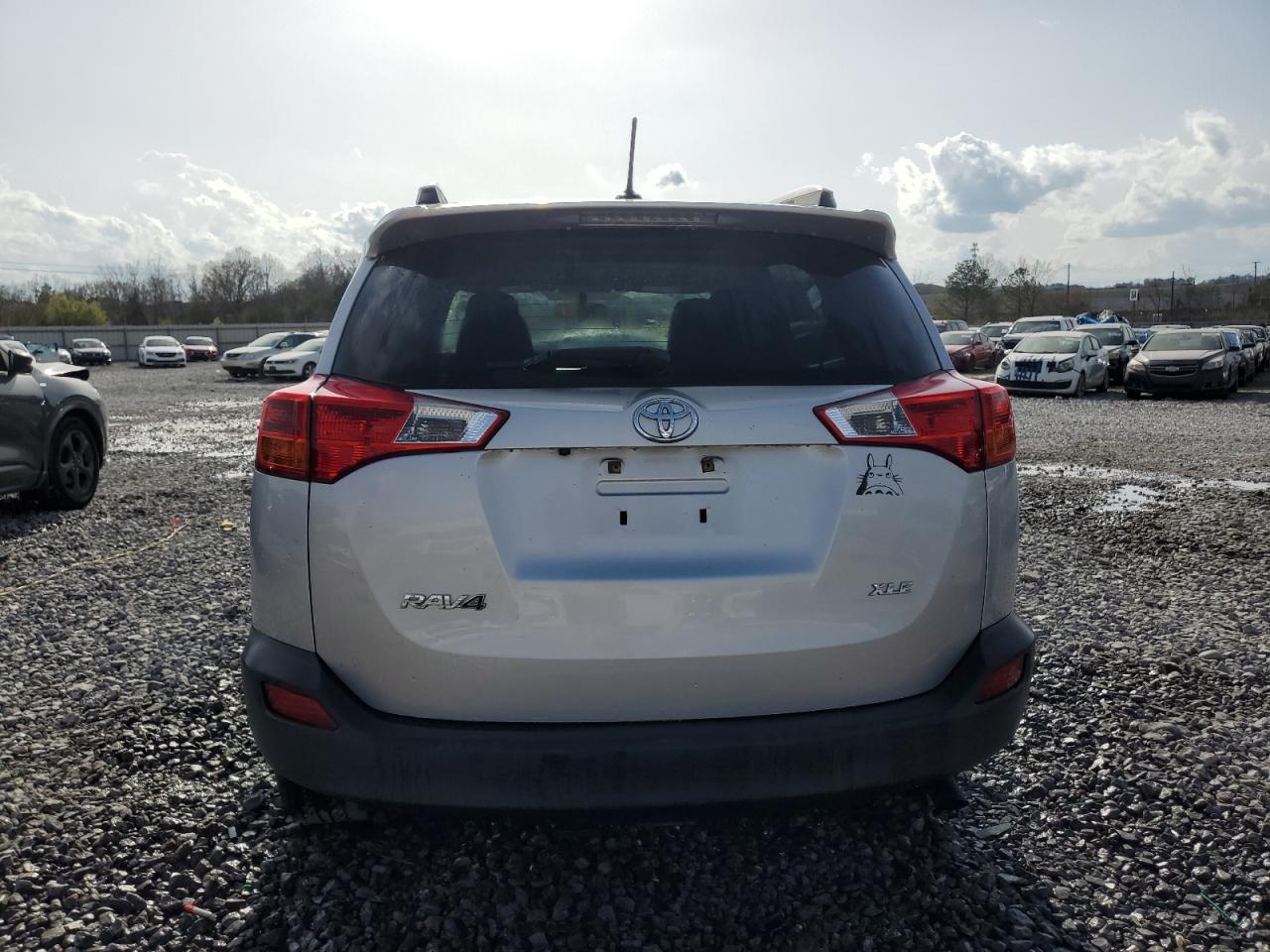 2015 Toyota RAV 4 - Image 6