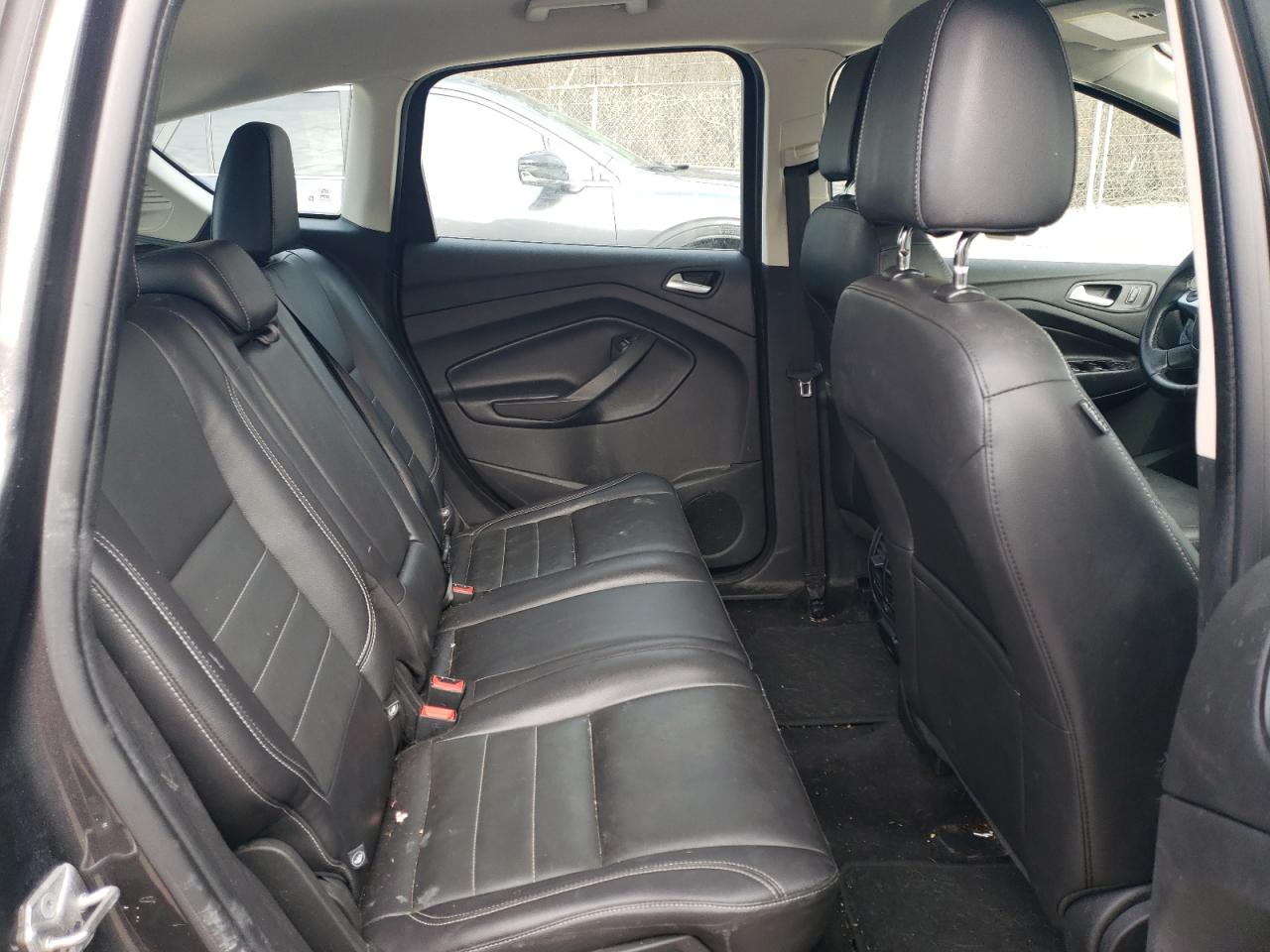 2016 Ford C-MAX - Image 11