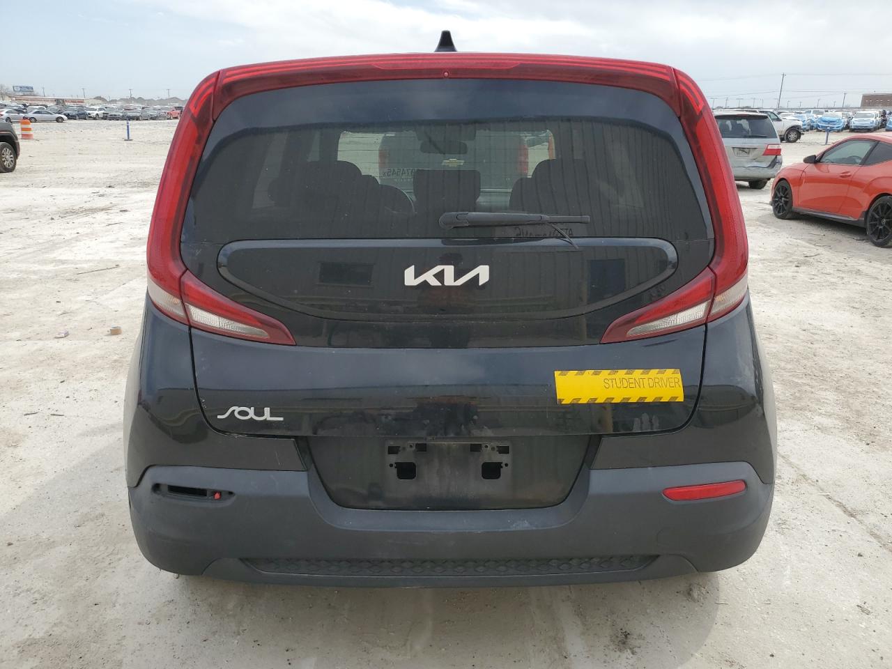 2022 Kia Soul - Image 6