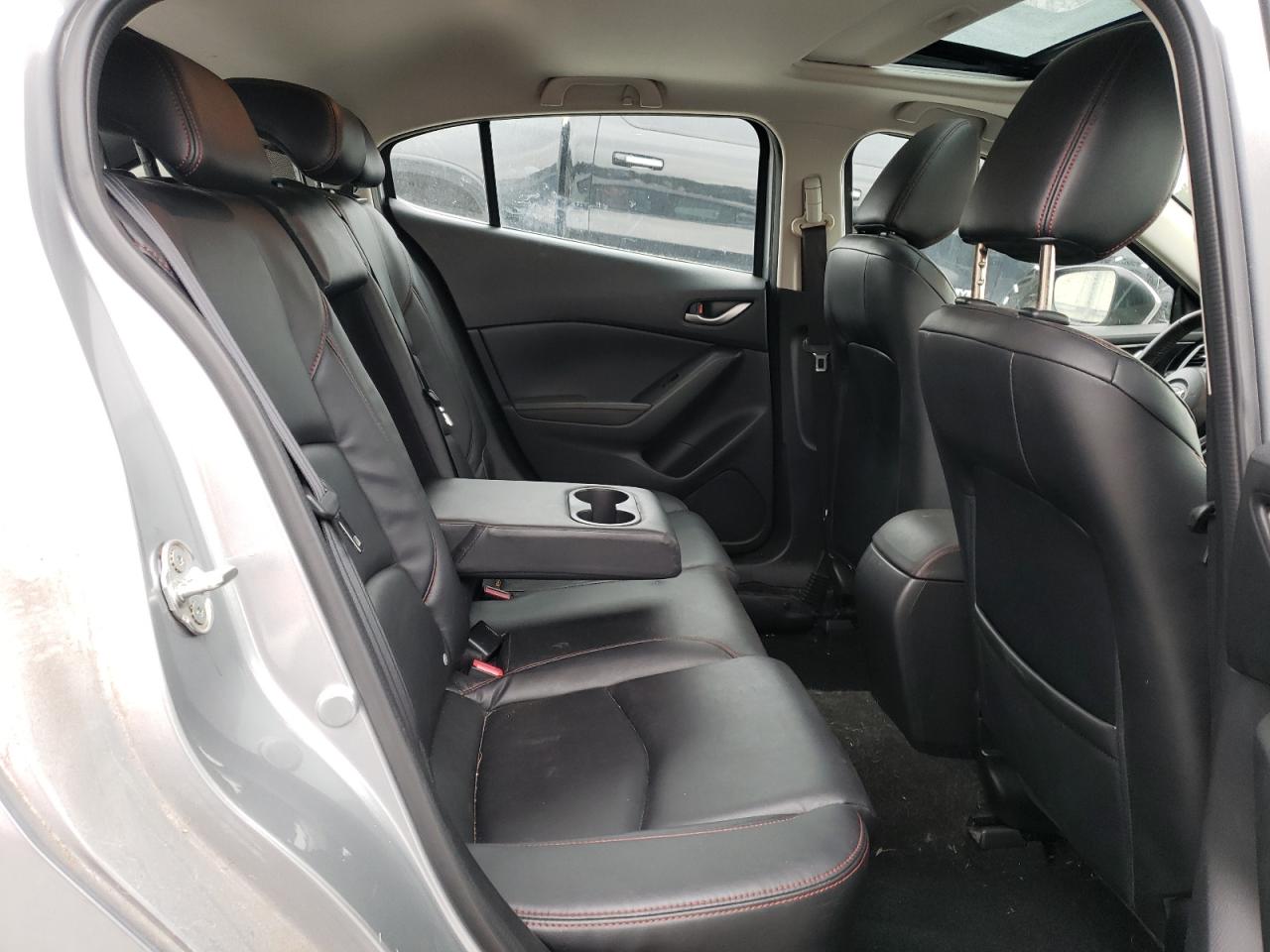 2014 Mazda 3 - Image 10