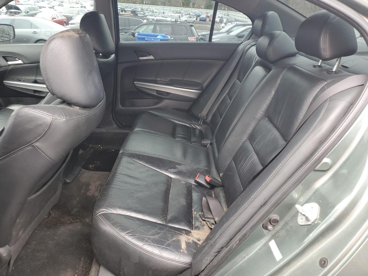 2009 Honda Accord - Image 10