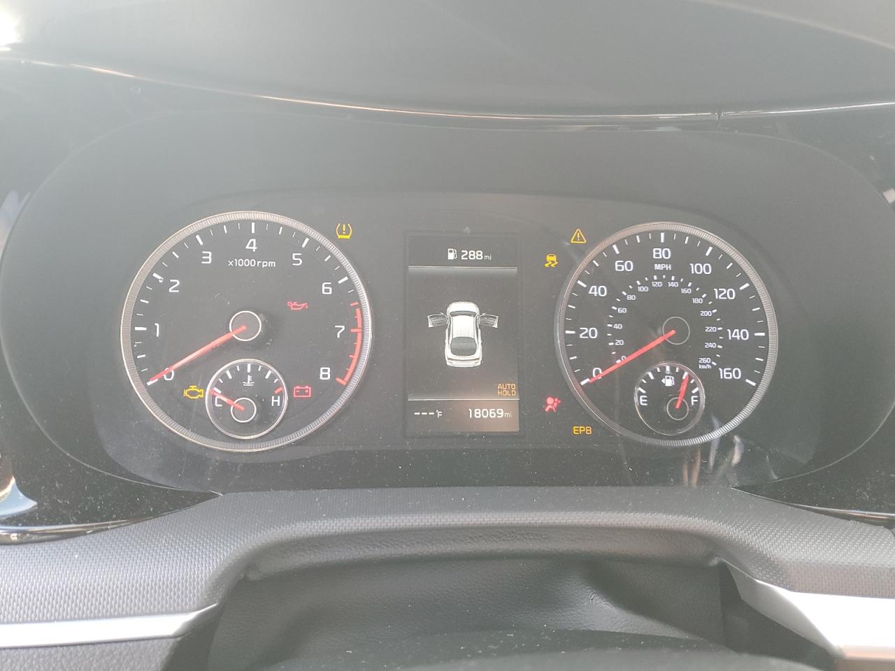 2023 Kia K5 - Image 9