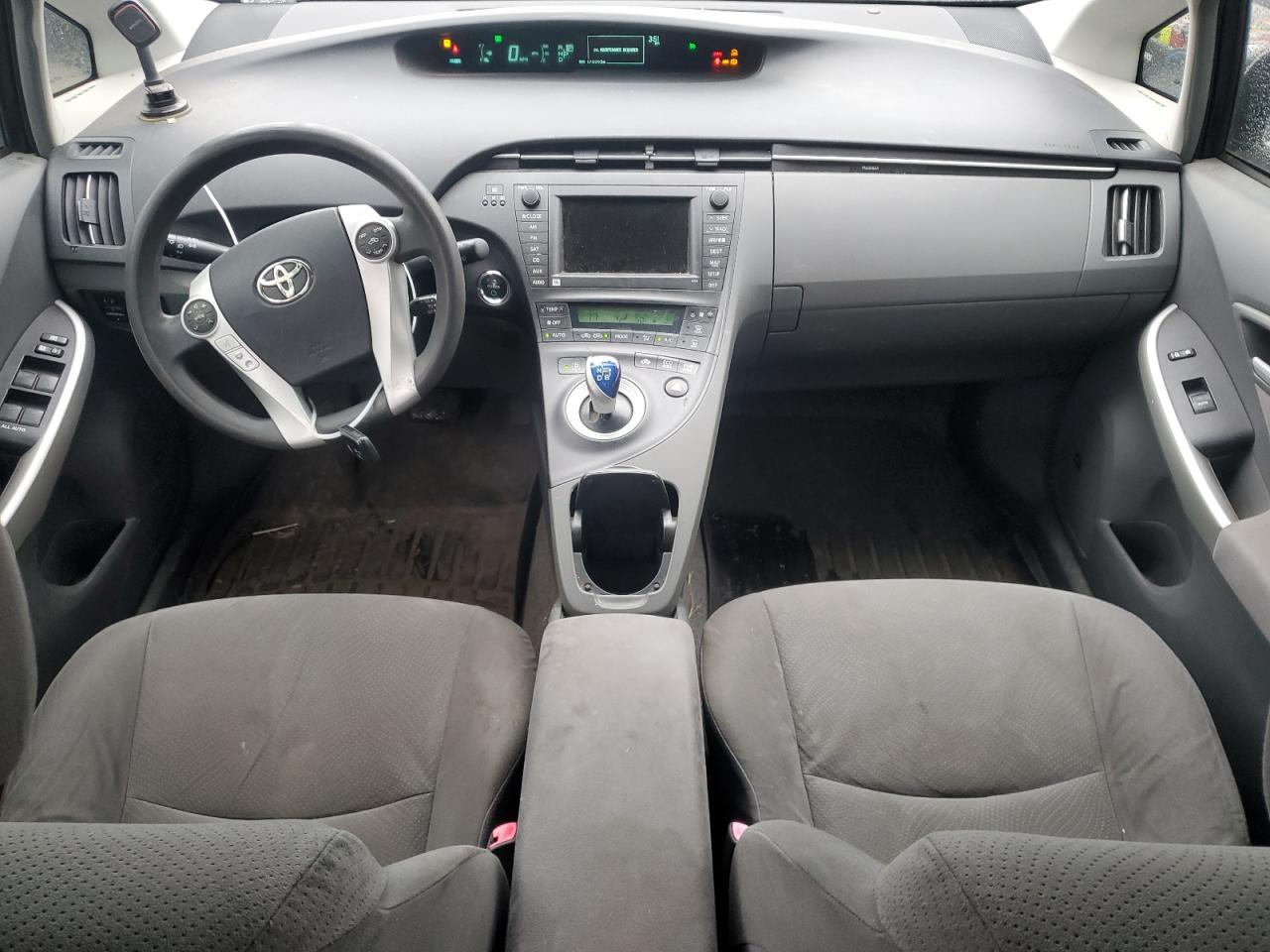2010 Toyota Prius - Image 8