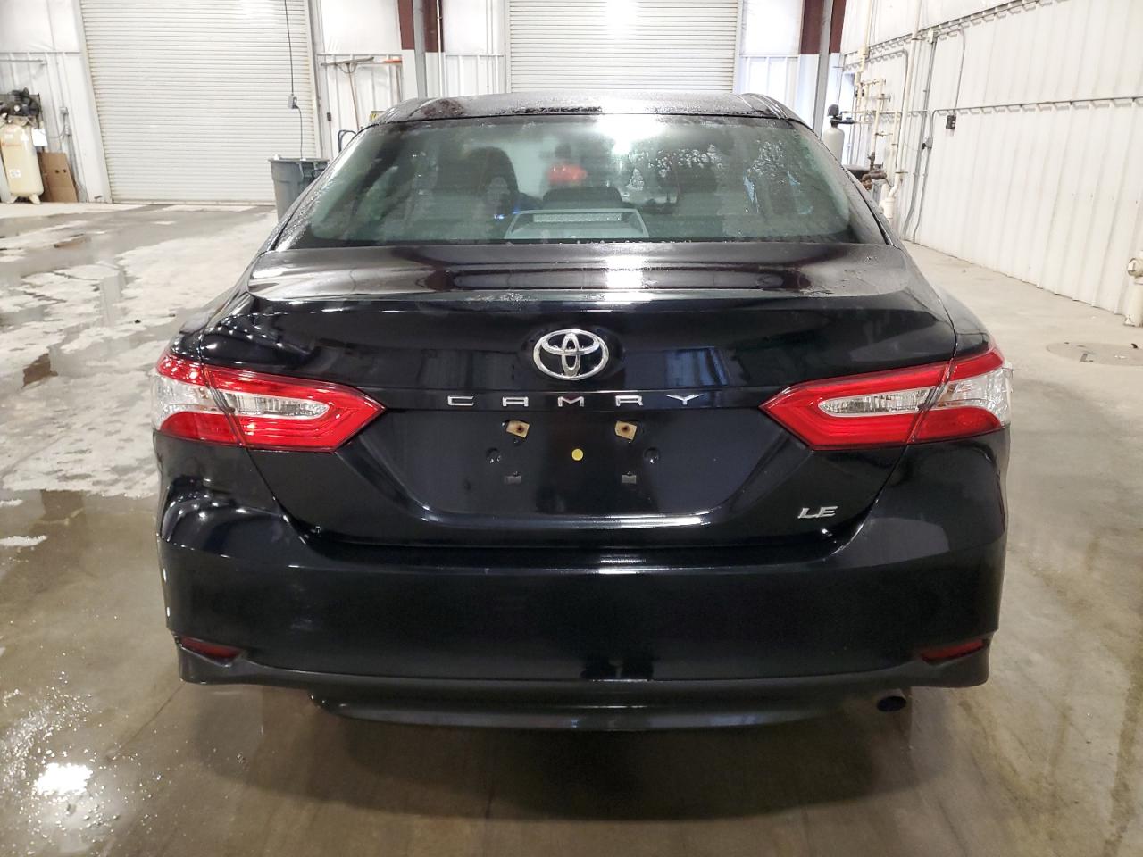 2018 Toyota Camry - Image 6