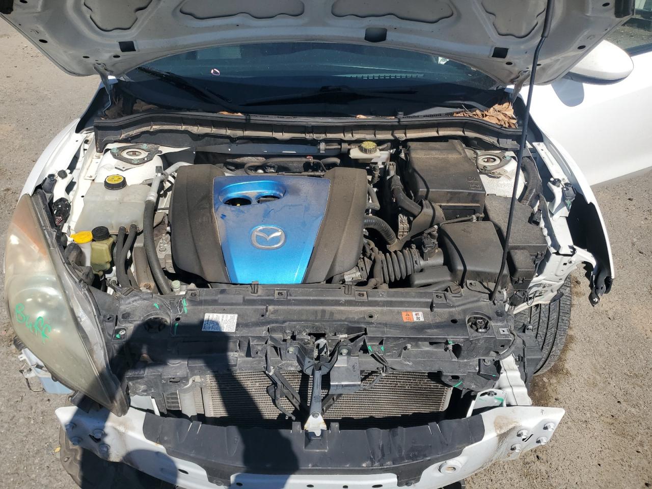 2013 Mazda 3 - Image 11