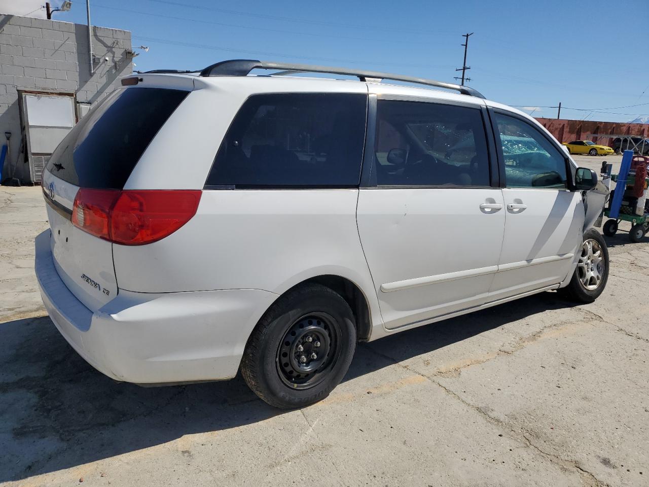 2006 Toyota Sienna - Image 3
