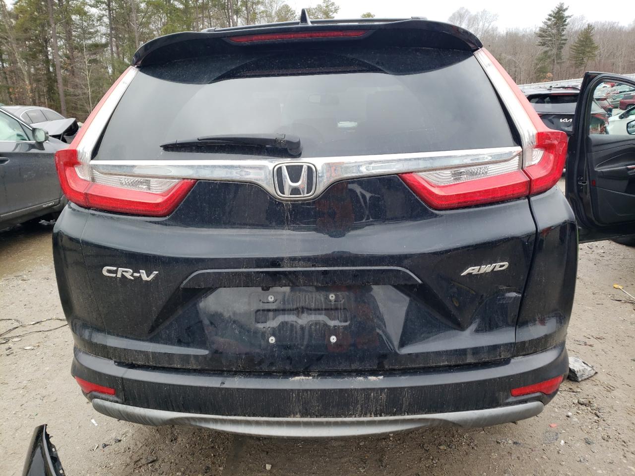2017 Honda CR-V - Image 6