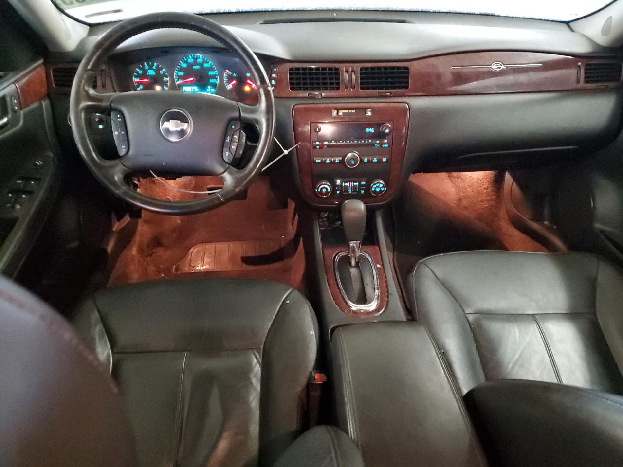 2009 Chevrolet Impala - Image 8