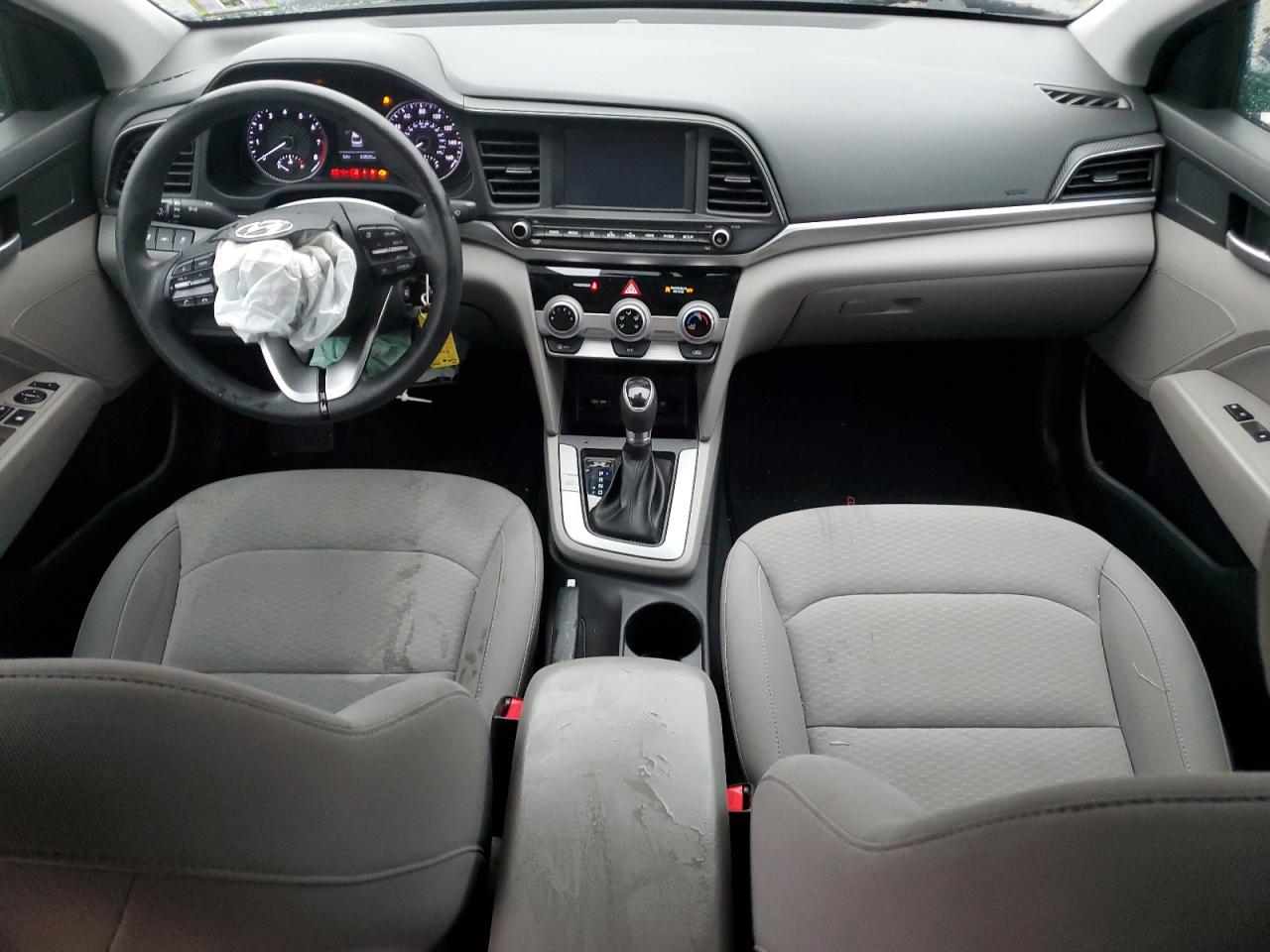 2019 Hyundai Elantra - Image 8