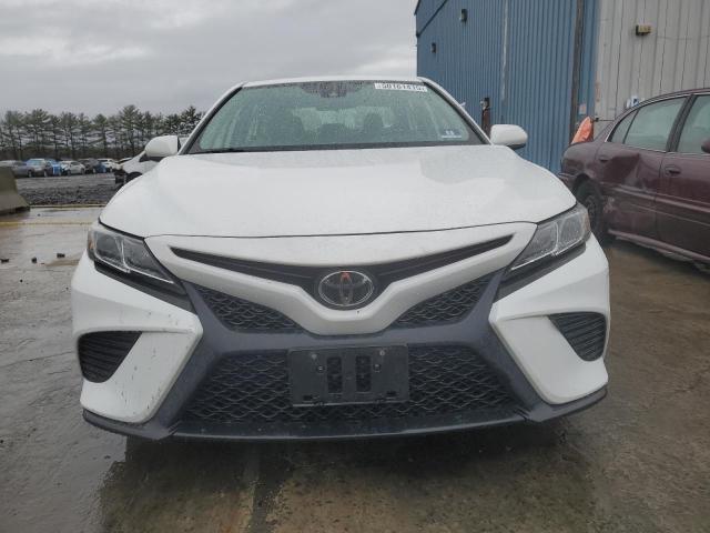  TOYOTA CAMRY 2019 Biały