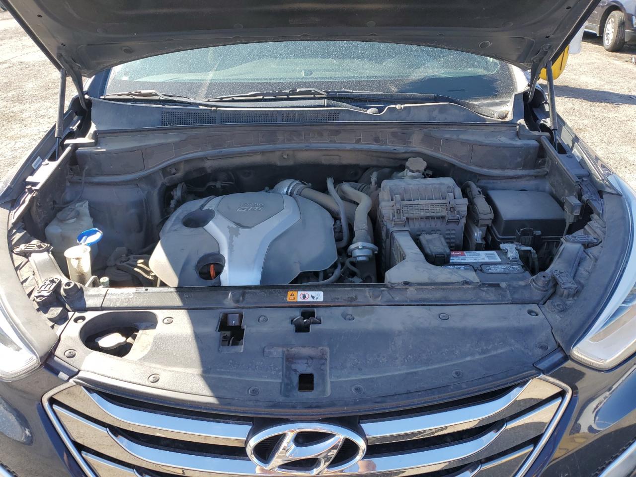 2014 Hyundai Santa Fe - Image 13