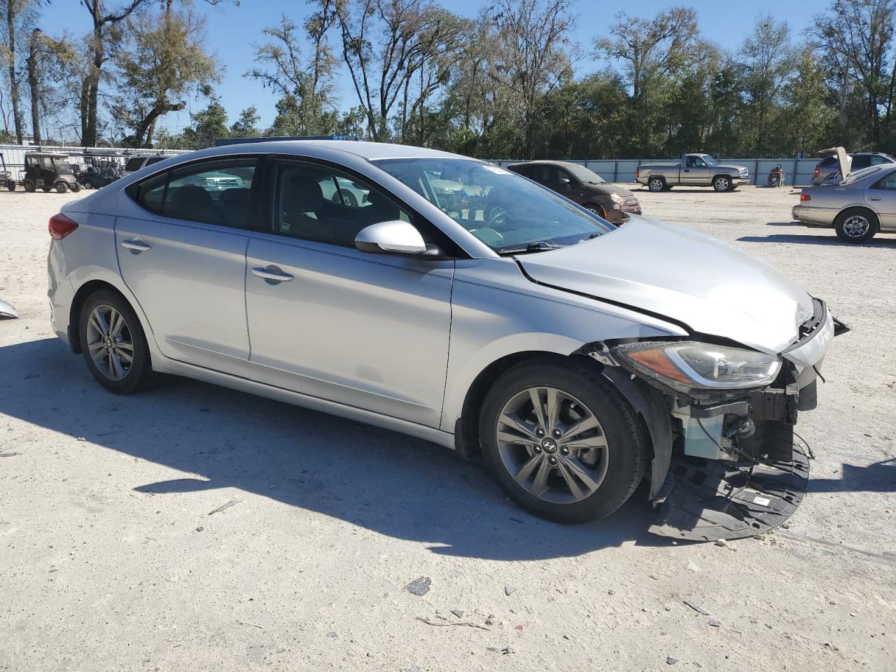 2018 Hyundai Elantra - Image 4