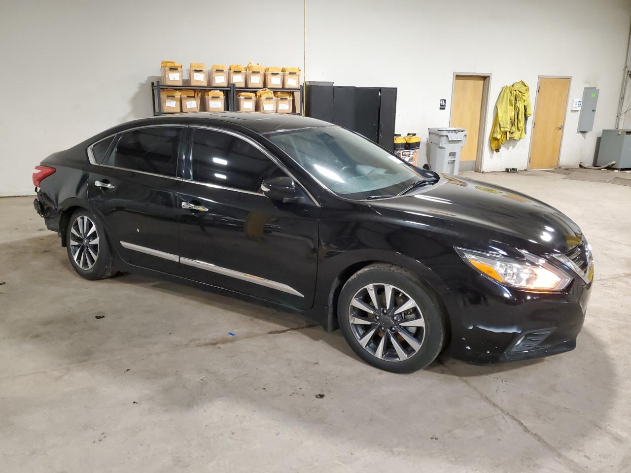 2016 Nissan Altima - Image 4