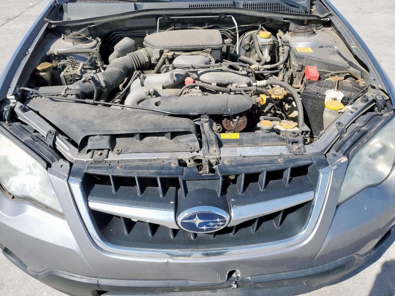 2009 Subaru Outback - Image 12