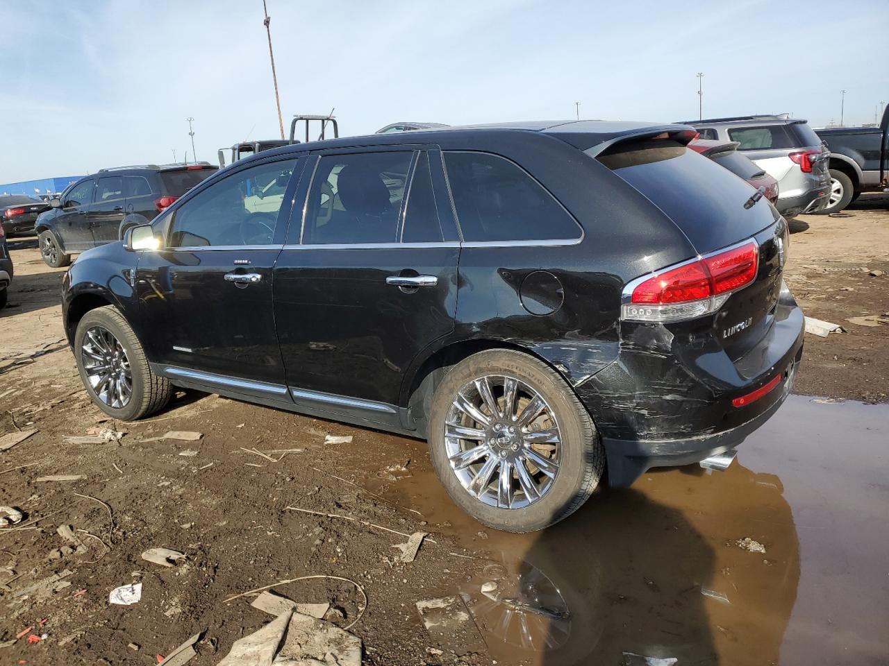 2012 Lincoln MKX - Image 2