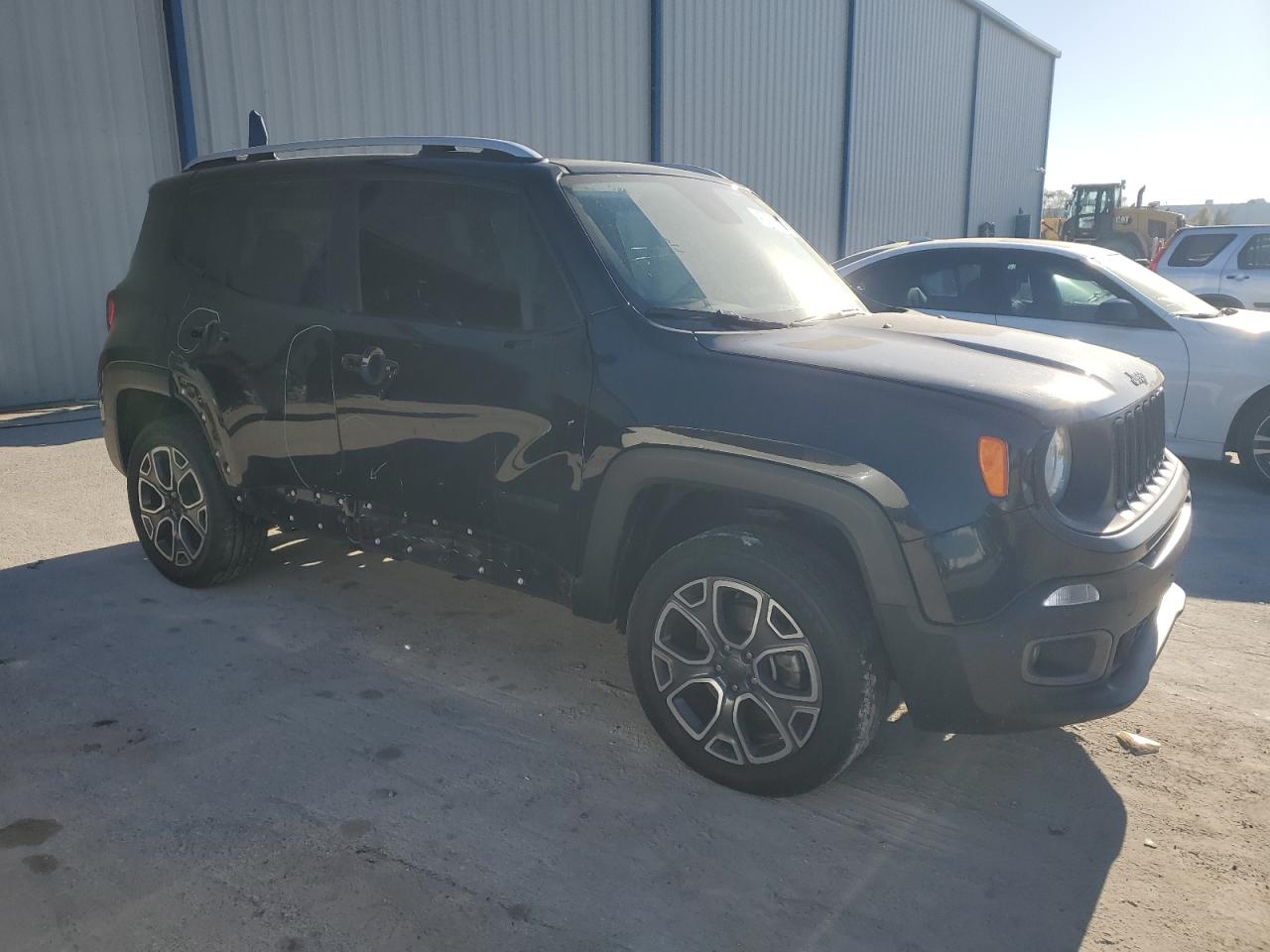 2017 Jeep Renegade - Image 4