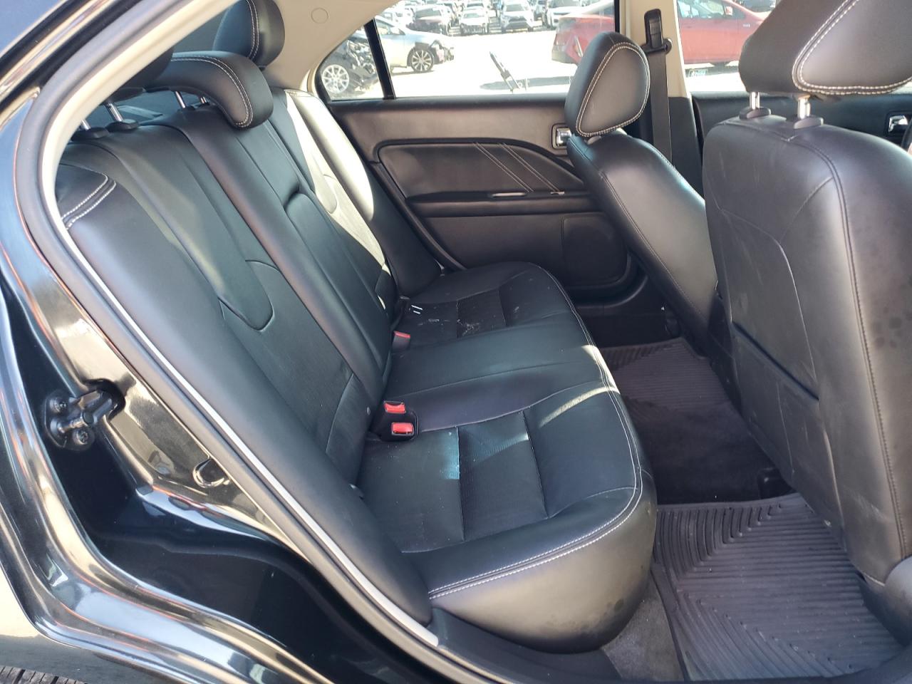 2011 Ford Fusion - Image 10