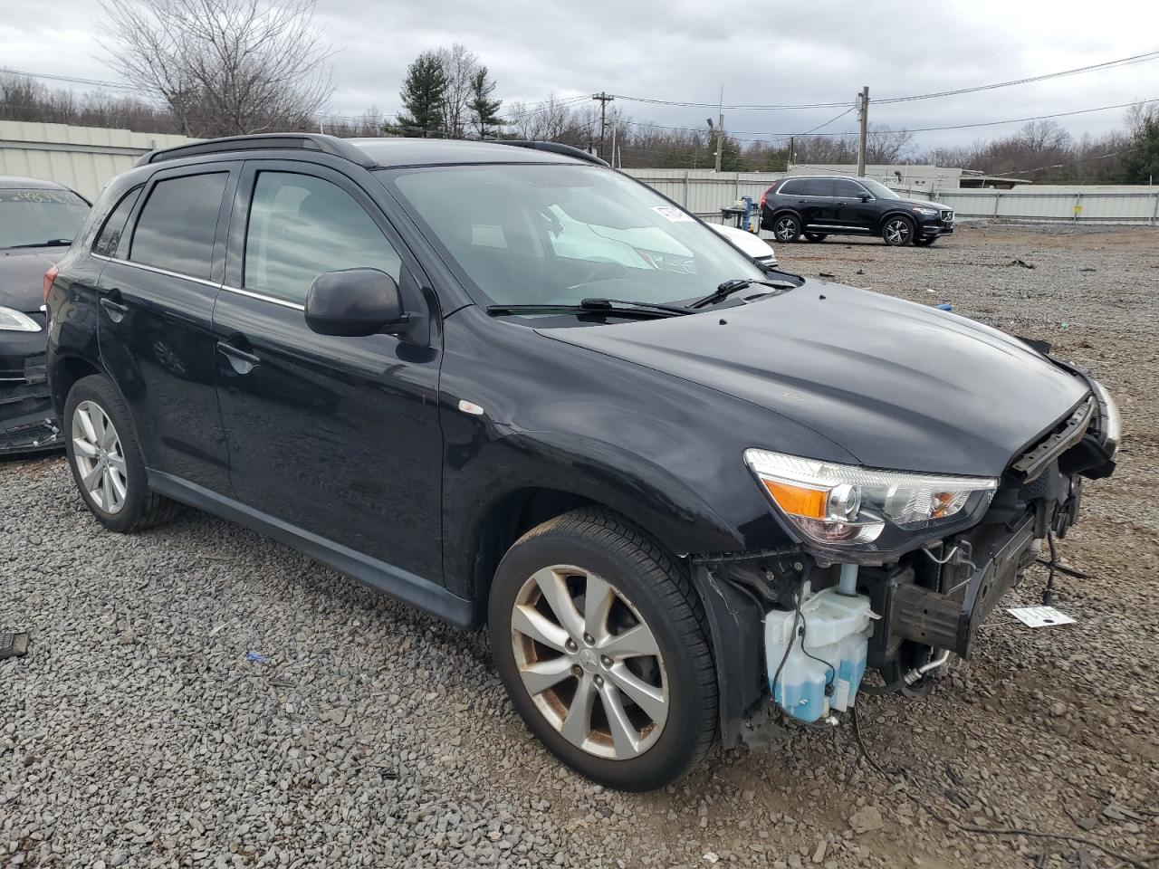 2015 Mitsubishi Outlander - Image 4