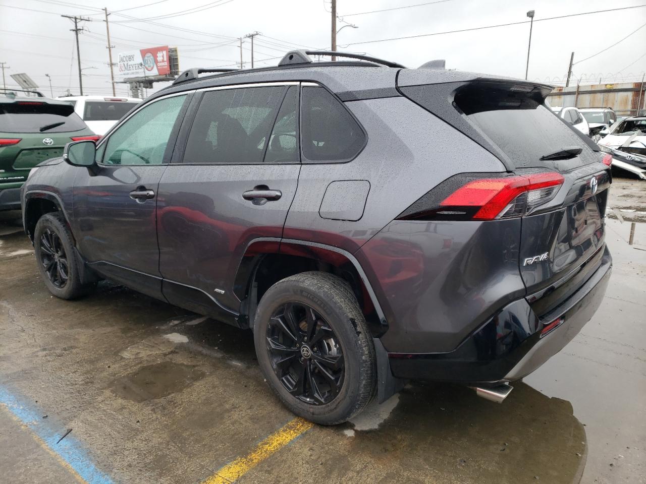 2022 Toyota RAV 4 - Image 2