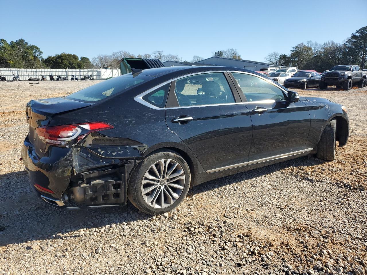2015 Hyundai Genesis - Image 3