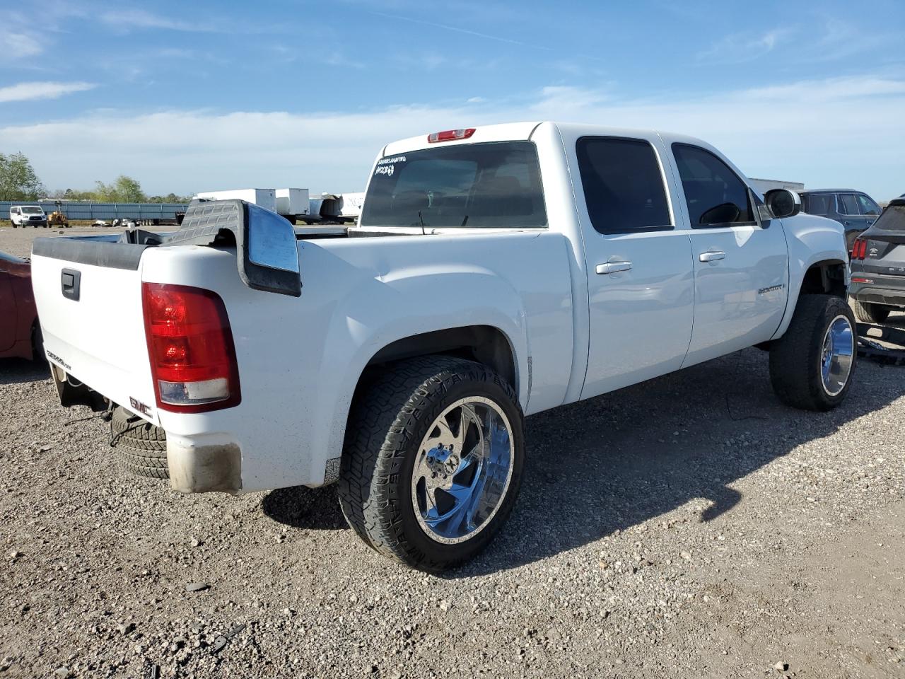 2007 GMC Sierra - Image 3