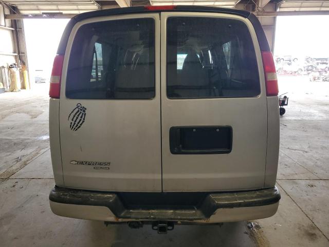 Минивэны CHEVROLET EXPRESS 2012 Серебристый