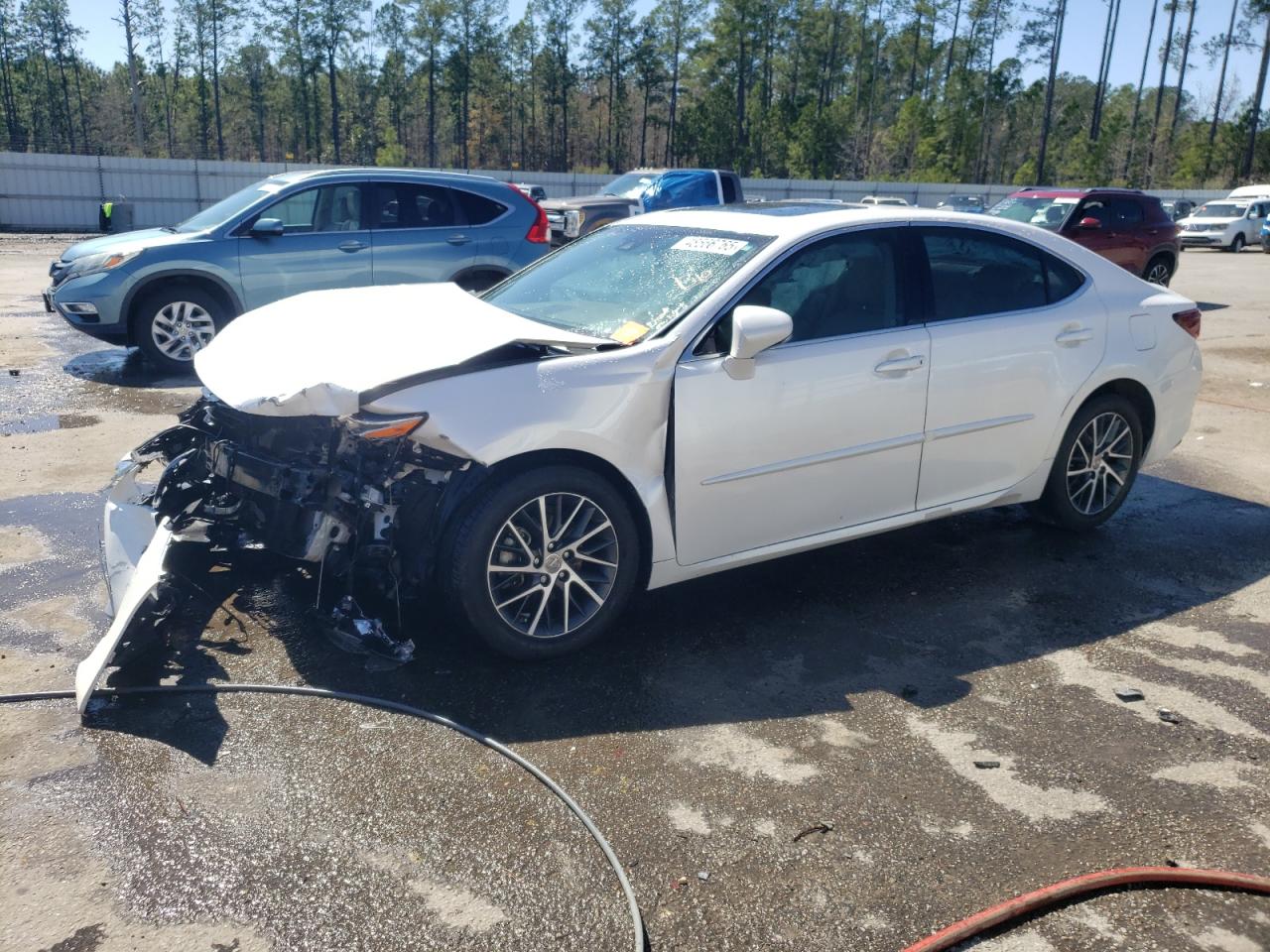2018 Lexus ES - Image 1
