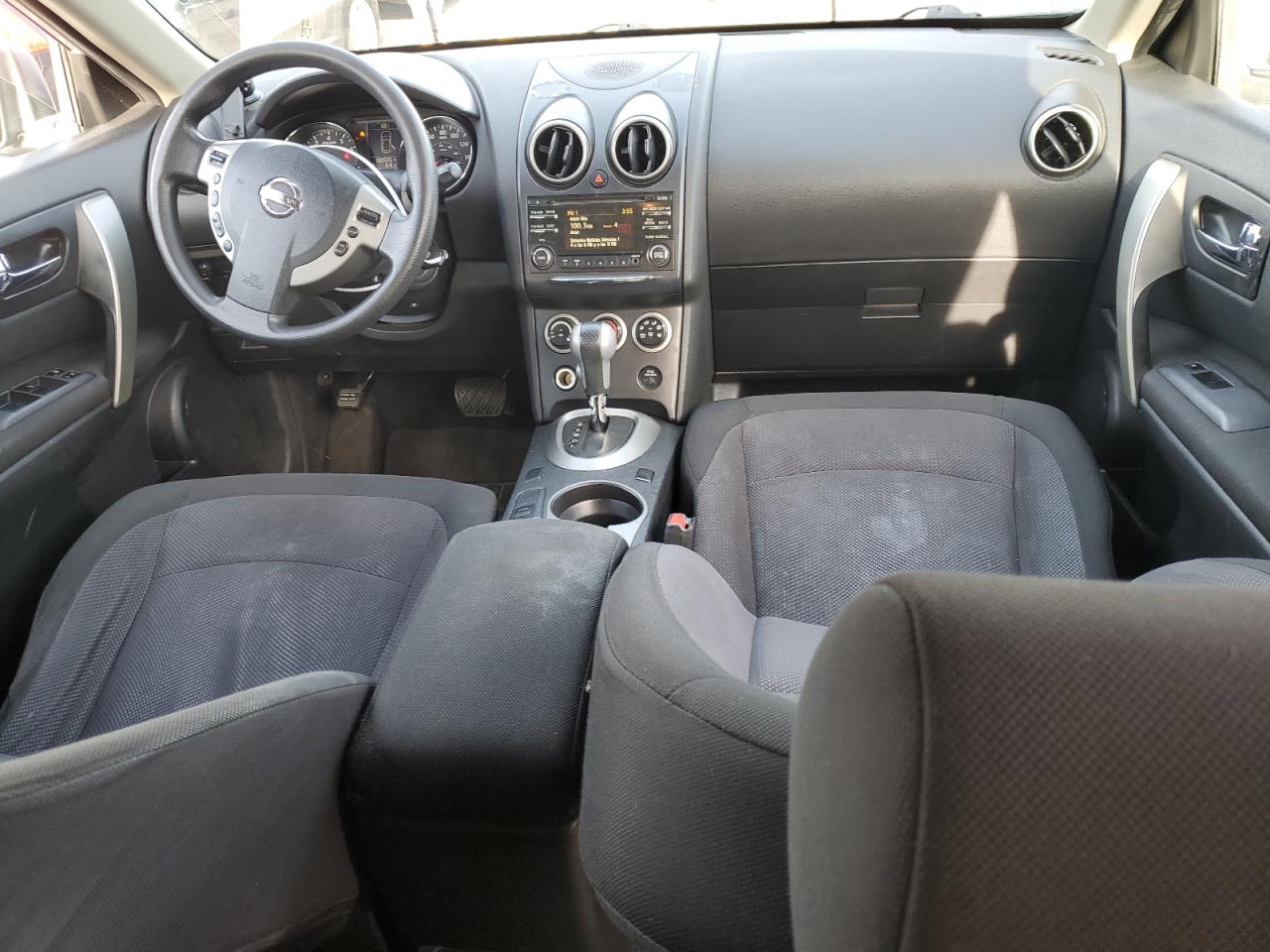 2013 Nissan Rogue - Image 8