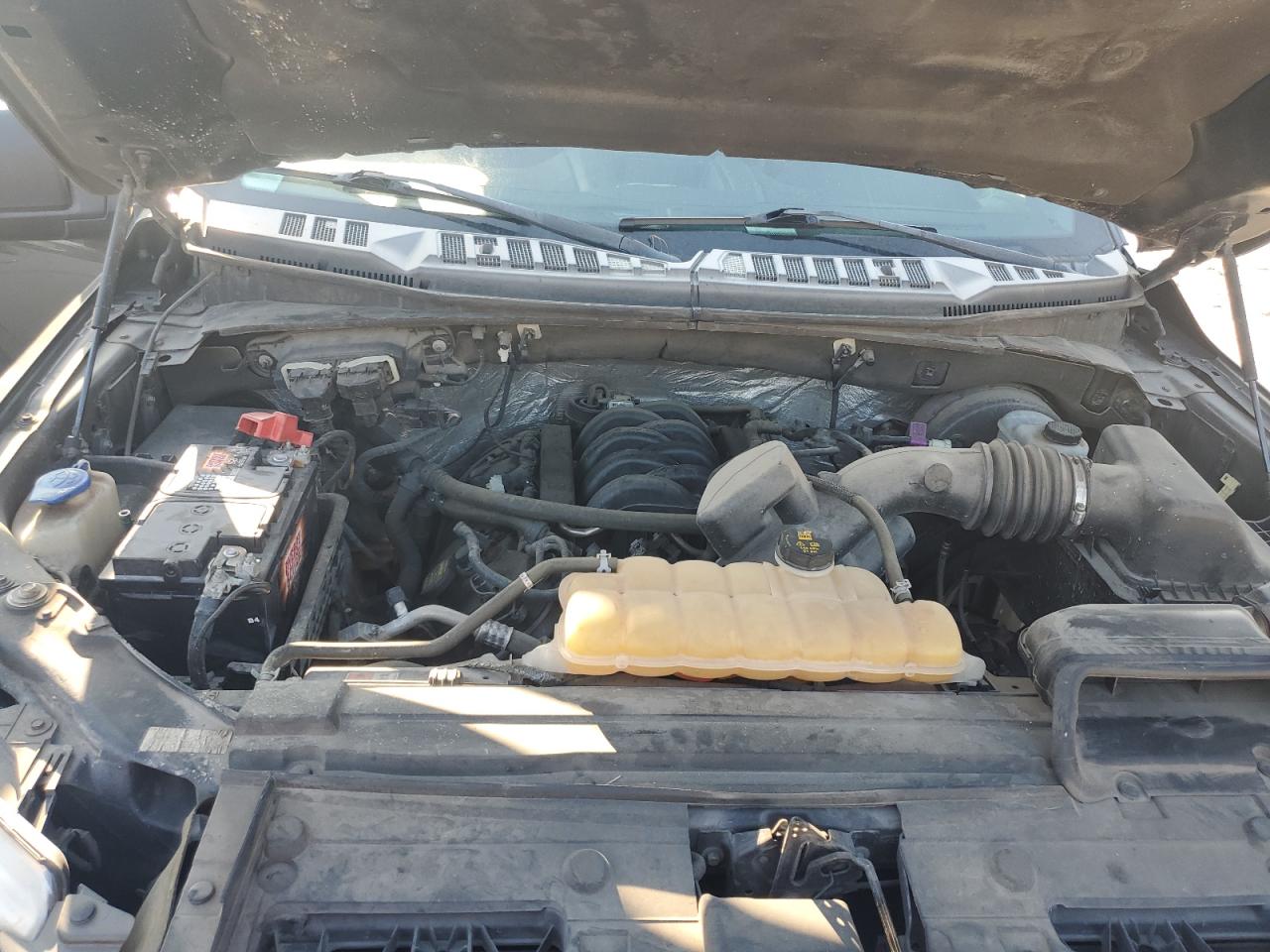 2015 Ford F-150 - Image 11