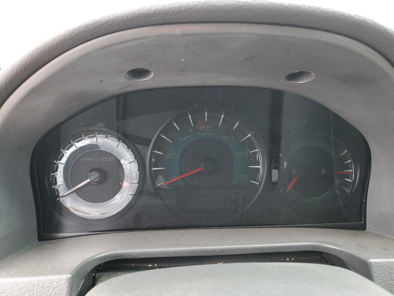 2010 Ford Fusion - Image 9