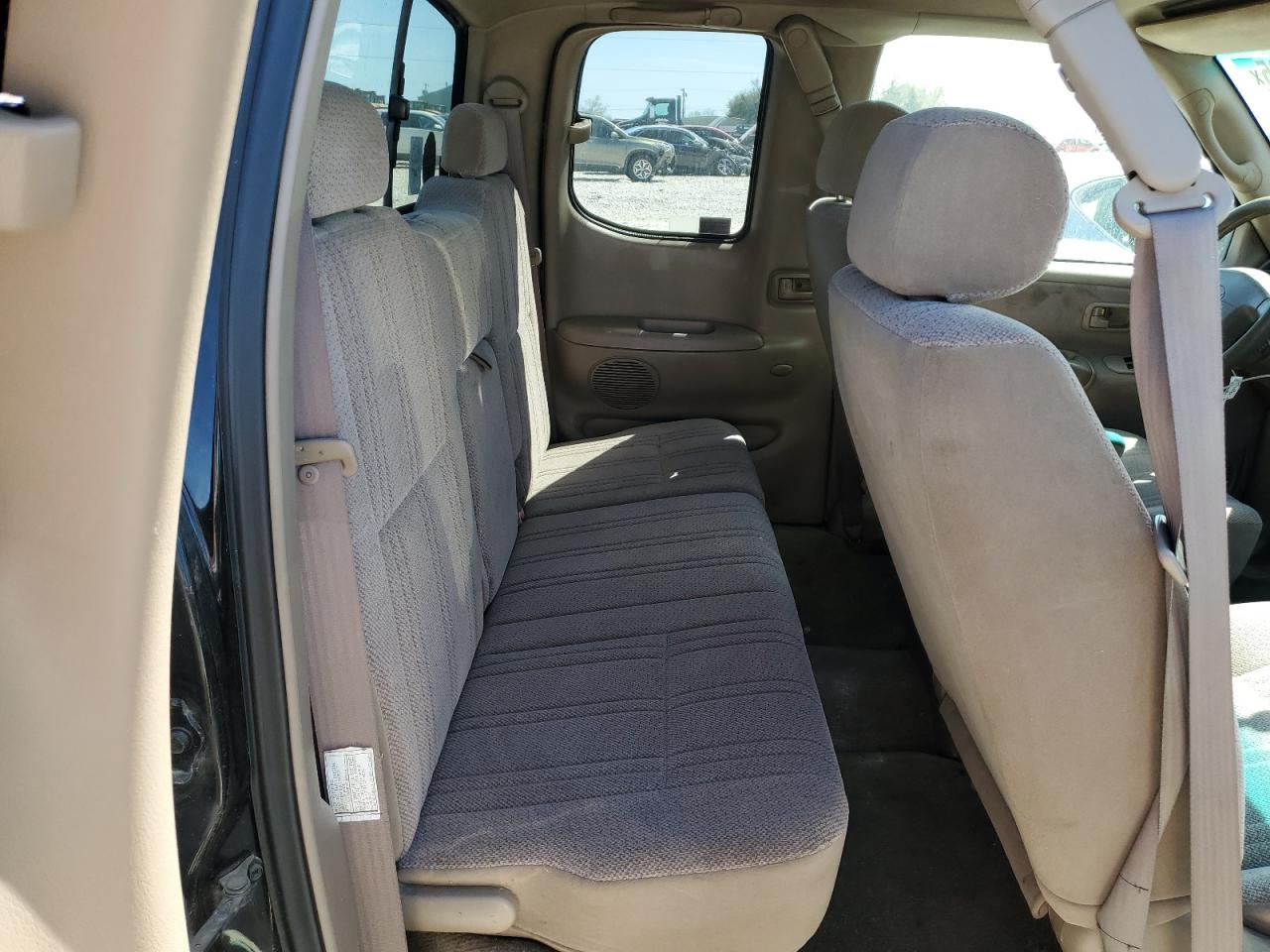 2000 Toyota Tundra - Image 10
