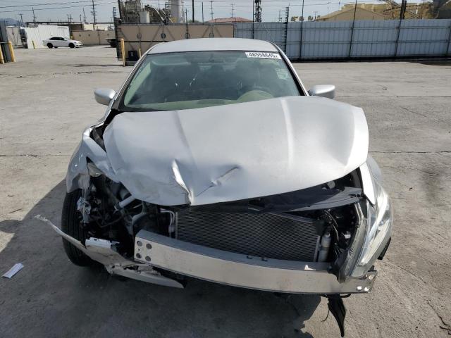  NISSAN ALTIMA 2017 Серебристый