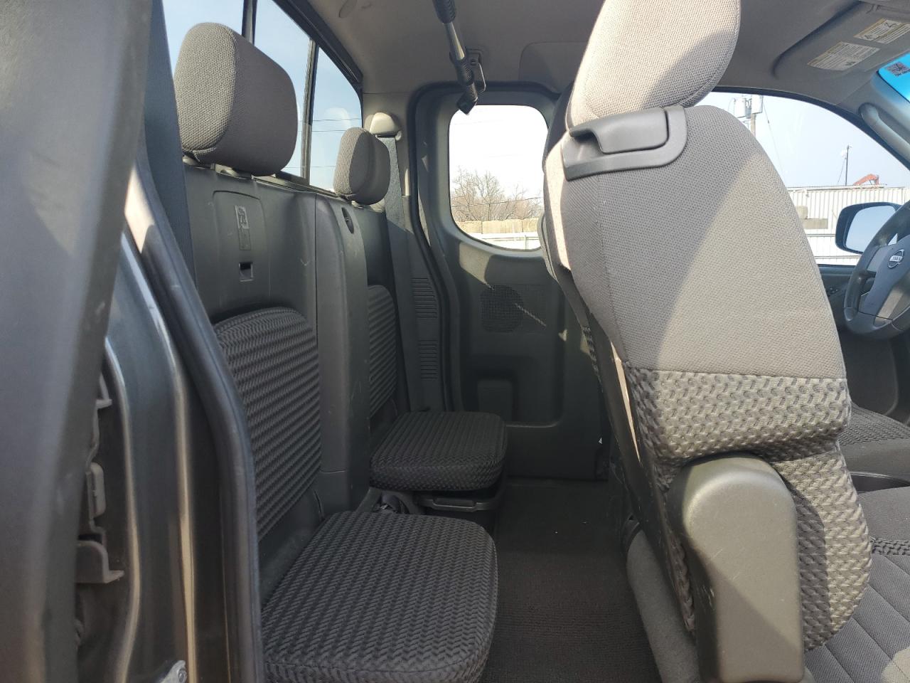 2009 Nissan Navara (Frontier) - Image 10