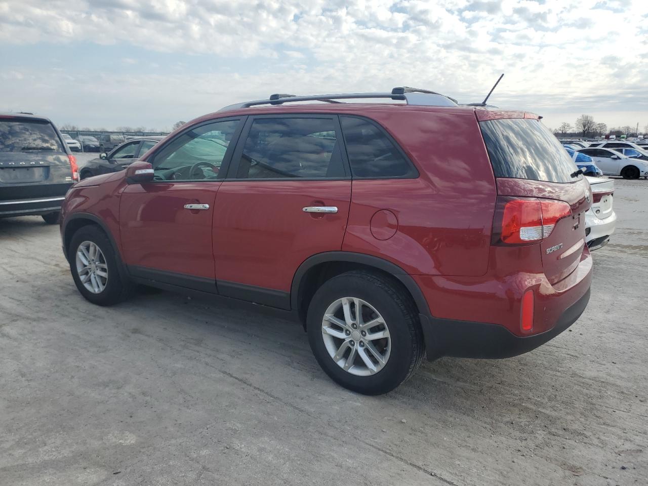 2015 Kia Sorento - Image 2