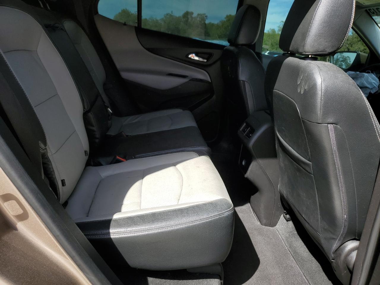 2018 Chevrolet Equinox - Image 11