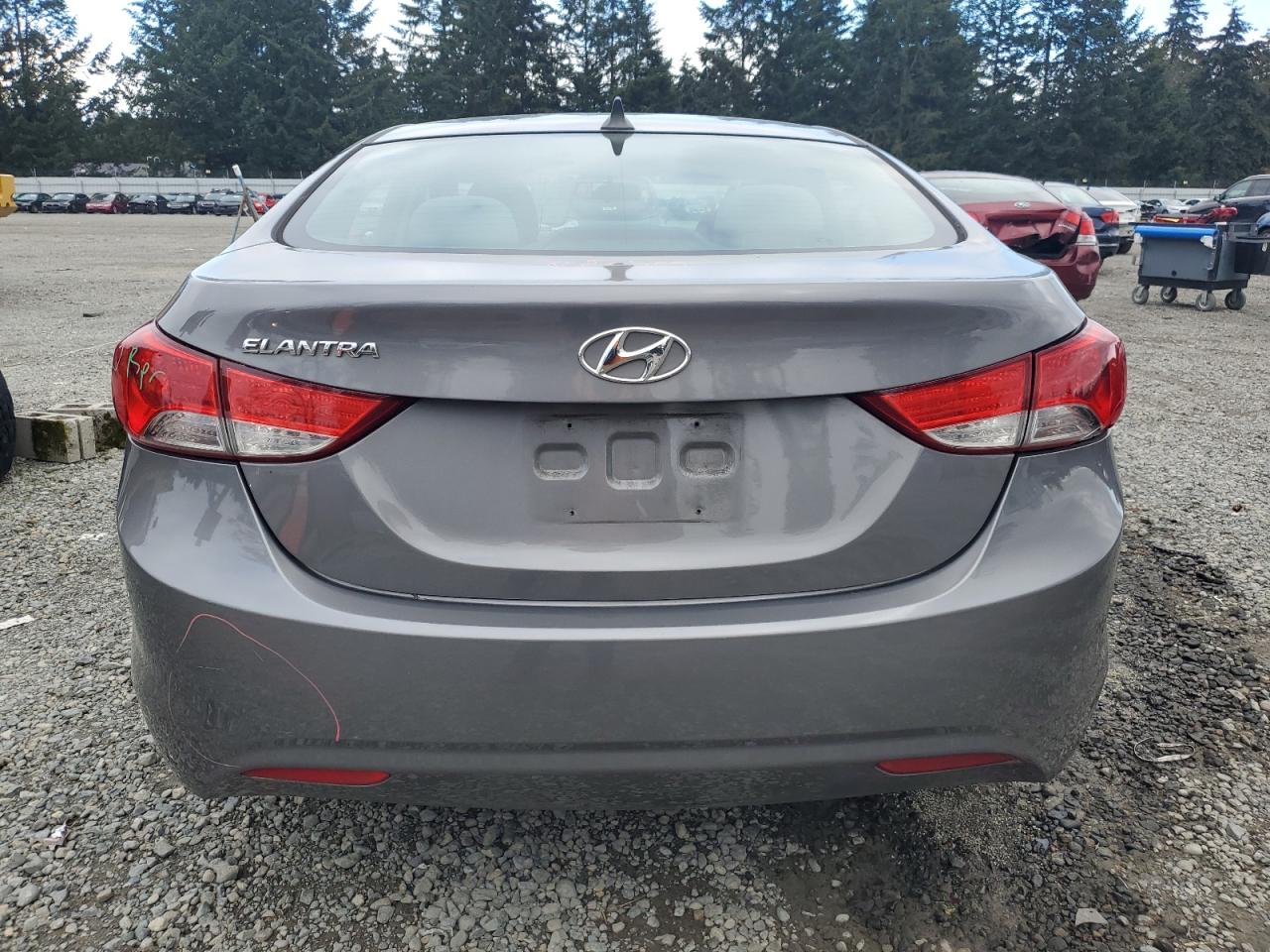 2013 Hyundai Elantra - Image 6