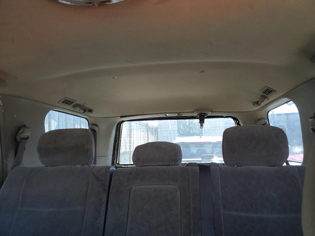2001 Toyota Sequoia Sr5 VIN: 5TDZT34A81S038948 Lot: 49405765
