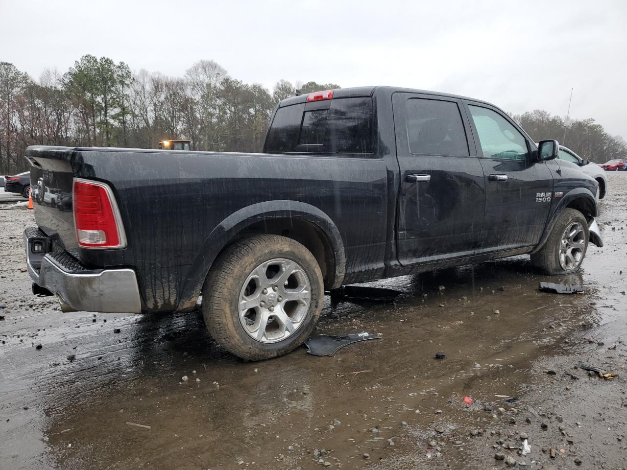 2017 RAM 1500 - Image 3